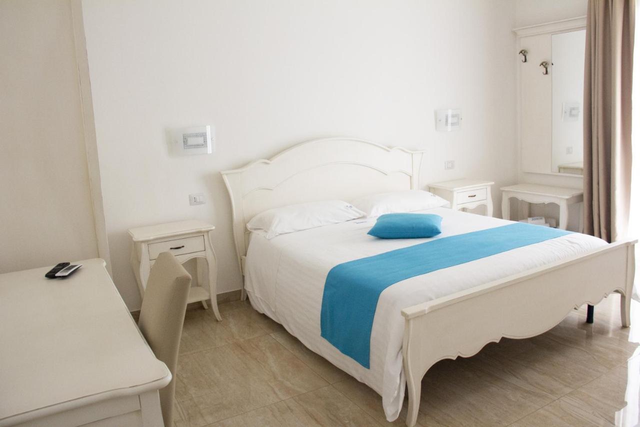 B&B Imperial Exclusive Rooms & Breakfast Porto Cesareo Exterior photo