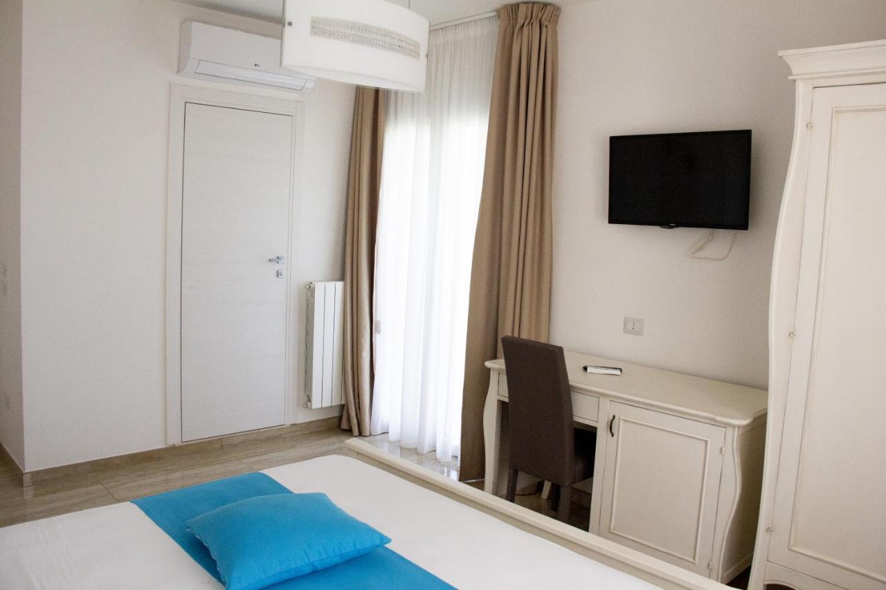 B&B Imperial Exclusive Rooms & Breakfast Porto Cesareo Exterior photo