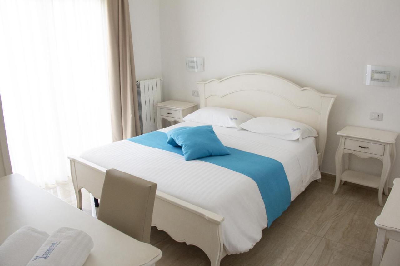 B&B Imperial Exclusive Rooms & Breakfast Porto Cesareo Exterior photo
